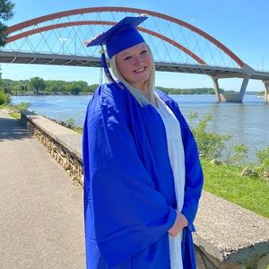 Meet your Posher, Halle